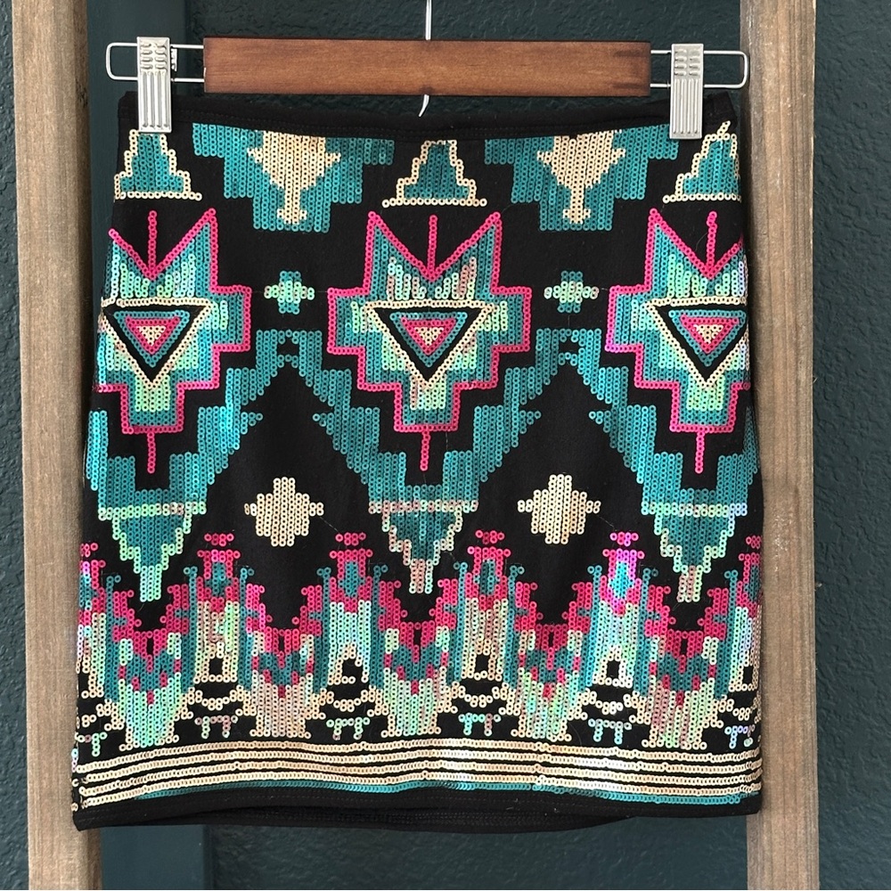 J&M Co Sequins Geometric Patterned Skirt - Black, Pink, Blue Women’s Small